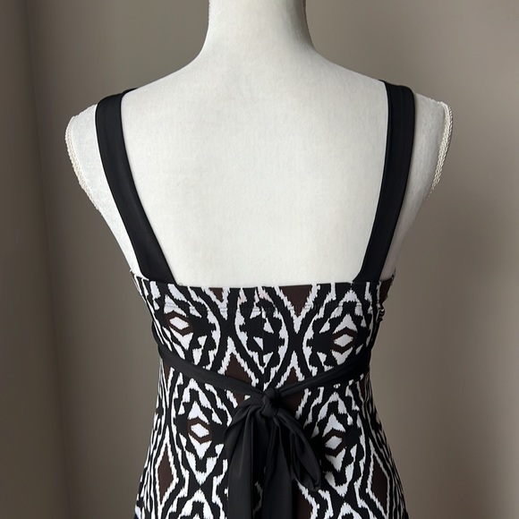 Jessica Dress - Picture 8 of 11